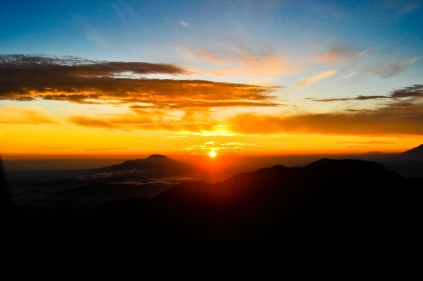 Far far away, behind the word mountains, far from the countries