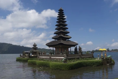 The quick, brown fox jumps over a lazy dog. DJs flock by when MTV